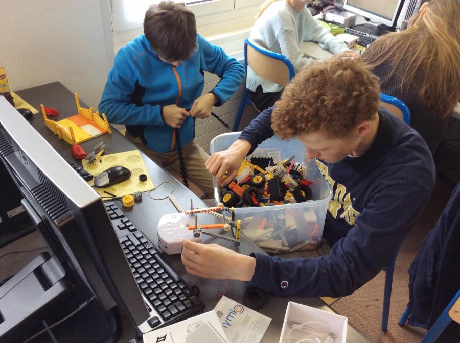 Atelier robotique Ecole MOSER Nyon