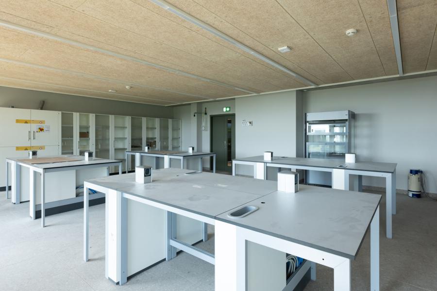 Nouvelle Ecole Moser Nyon – salle labo